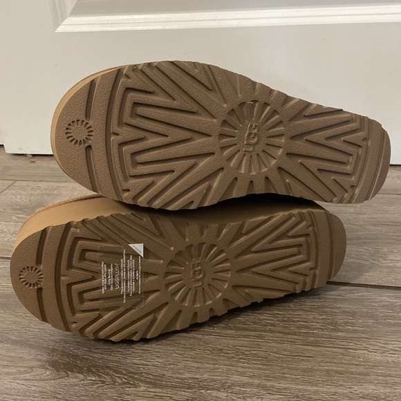 Classic Tan Size 9 Ultra Mini Platform - Picture 10 of 14